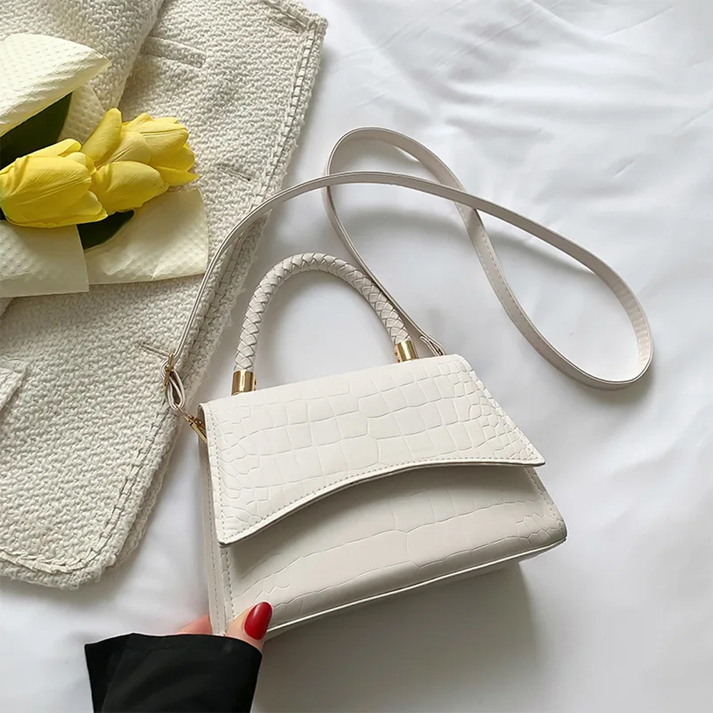 Women’s 4th of July Outfit Ideas & Accessories